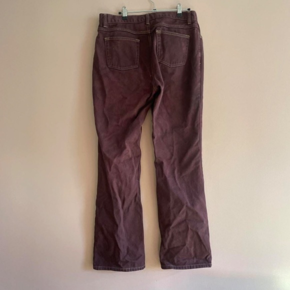 Brown low-rise flare jeans. - Picture 2 of 3